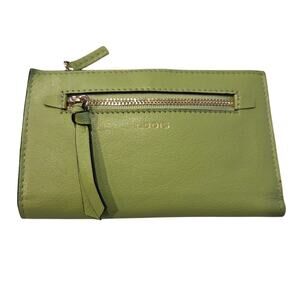 Lodis Ellie Bifold Leather Wallet Chartreuse Green RFID Zip Pockets Retro Luxury